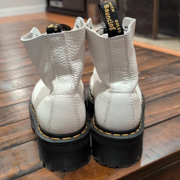 Dr. Martens Sinclair Platform Boot Zipper - Picture 8 of 13